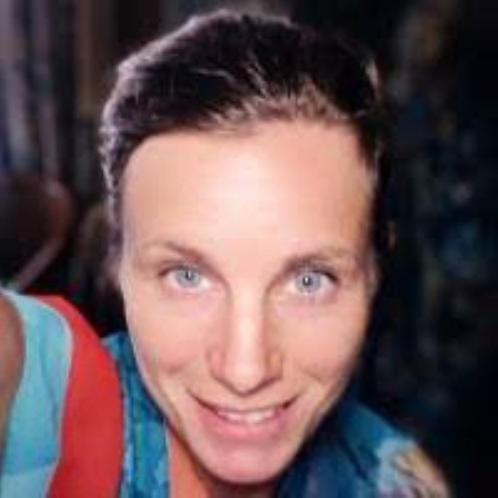 MARINE ALIZEE DELABRE